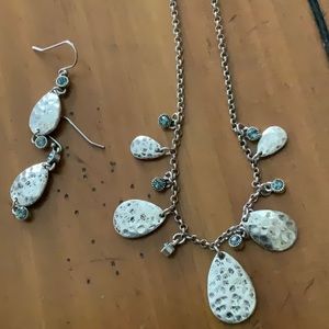 Lia Sophia necklace and earring set